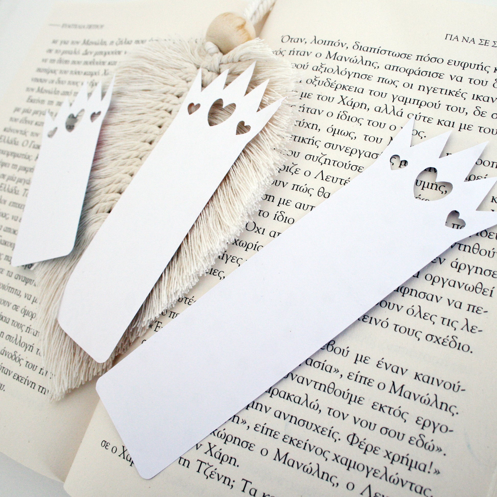 Crown Bookmark Svg for Book Lovers| Diy Bookmark Template| Cute Reading Accessories Svg