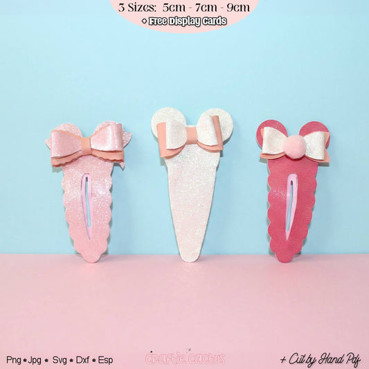 Three glittery hair claw clips in pink, white, and dark pink, each decorated with a matching bow, displayed against a light blue and pink background. Text overlays indicate the product includes 3 sizes (5cm, 7cm, 9cm) and free display cards, with file format icons at the bottom.