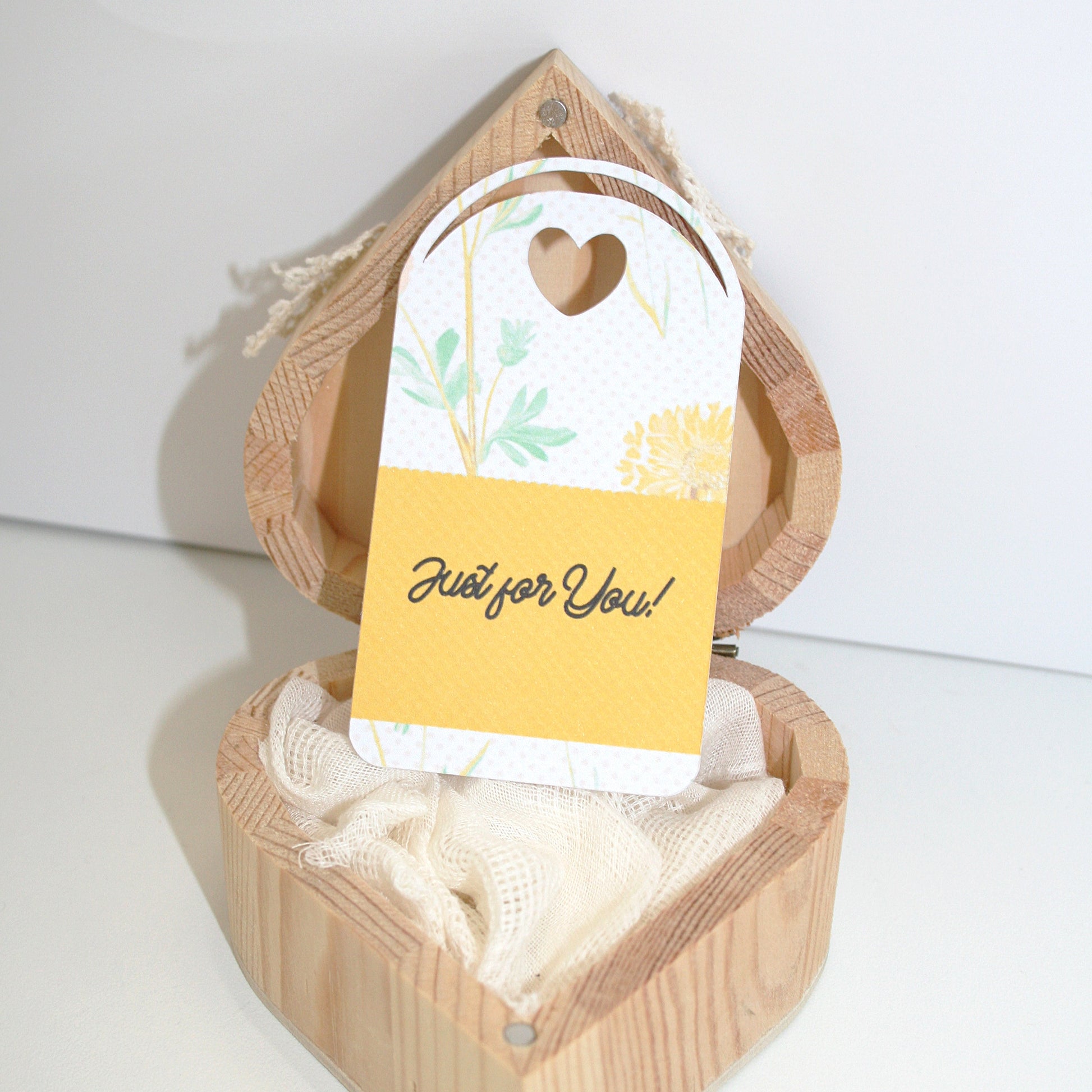 Gift Tag Template - Tags & Label Cut Files n.2 Craftie Cactus